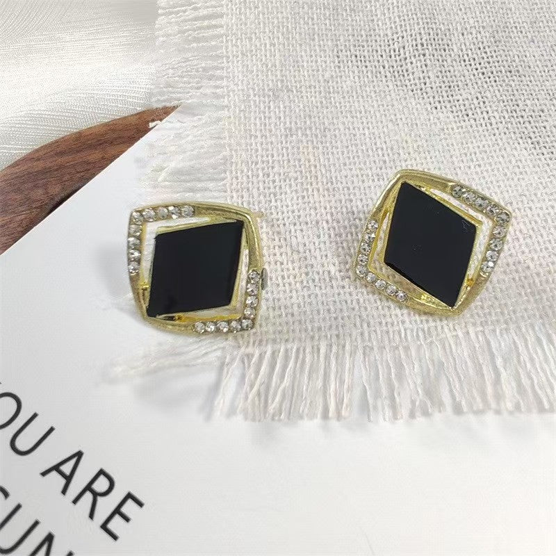 Black Diamond-Shaped Stud Korean Earrings - KE533
