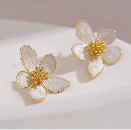 Enamel Lilly Floral Studs - KE230