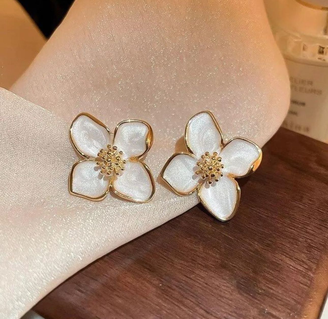 Enamel Delicate Flower Earrings - KE232