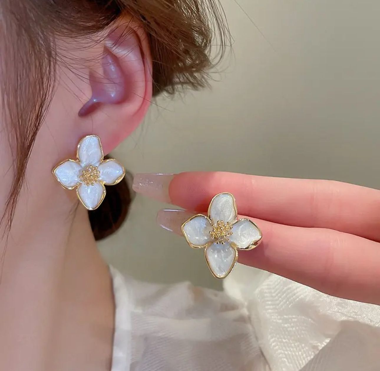 Enamel Delicate Flower Earrings - KE232