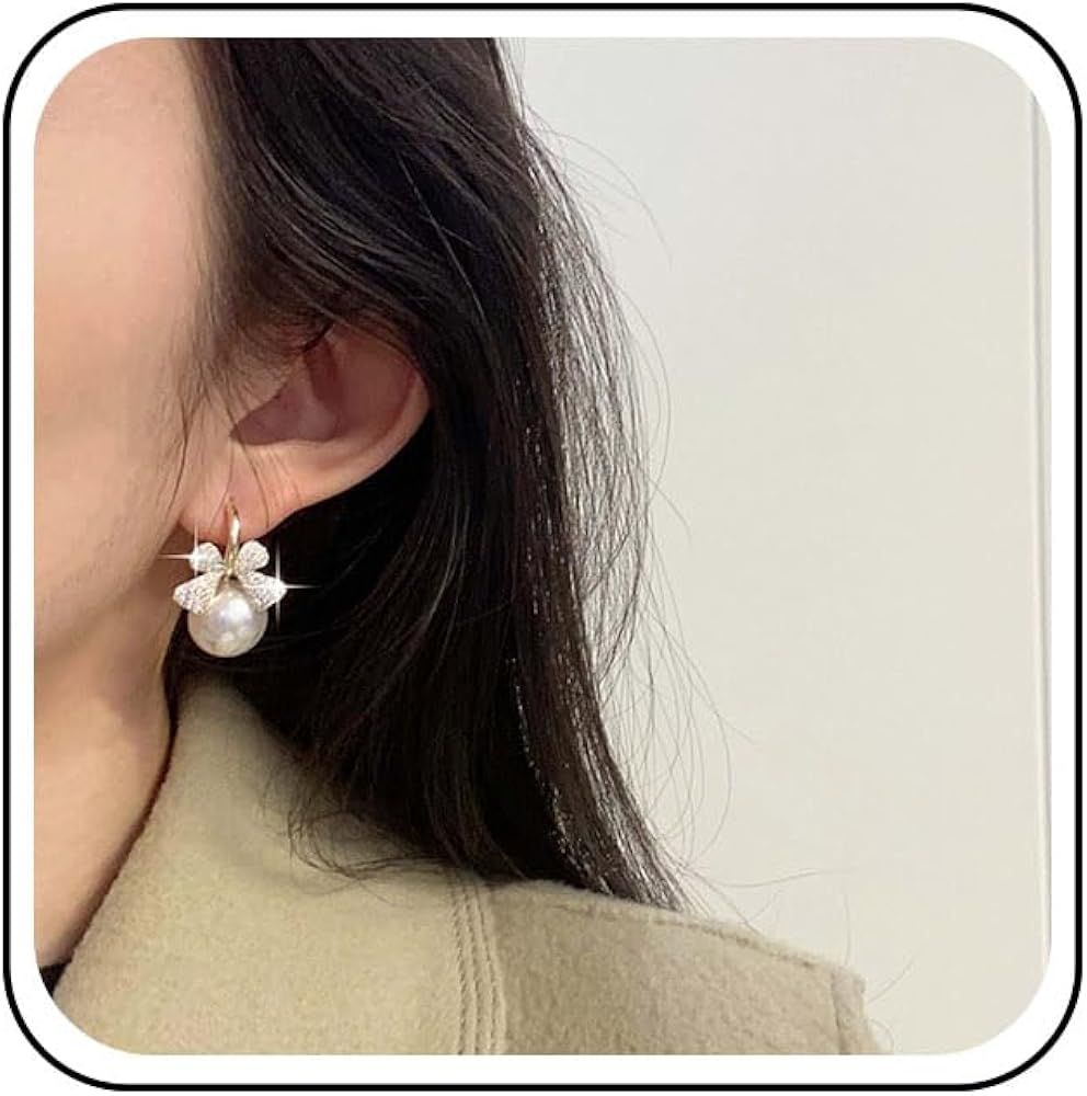 Bow Styled Pearl Earrings - KE250