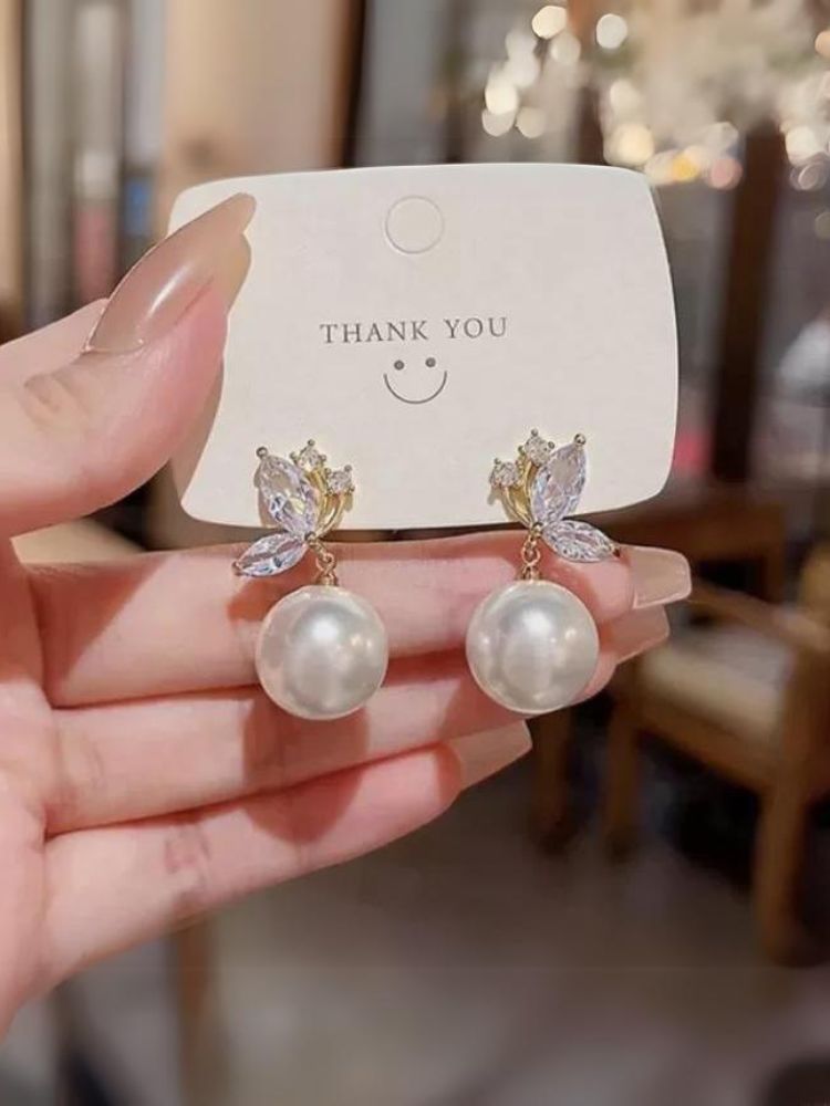 Pearl drop Korean Earrings - KE253