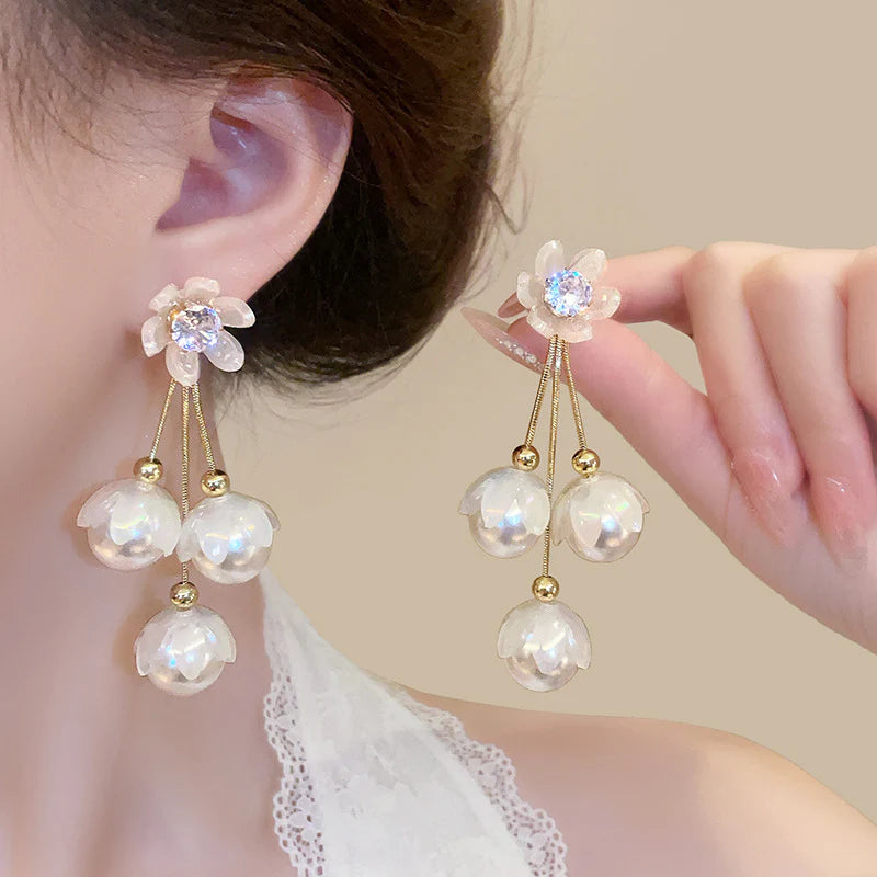 Exaggerated Pearl Flower Tassel Korean Earrings - KE537