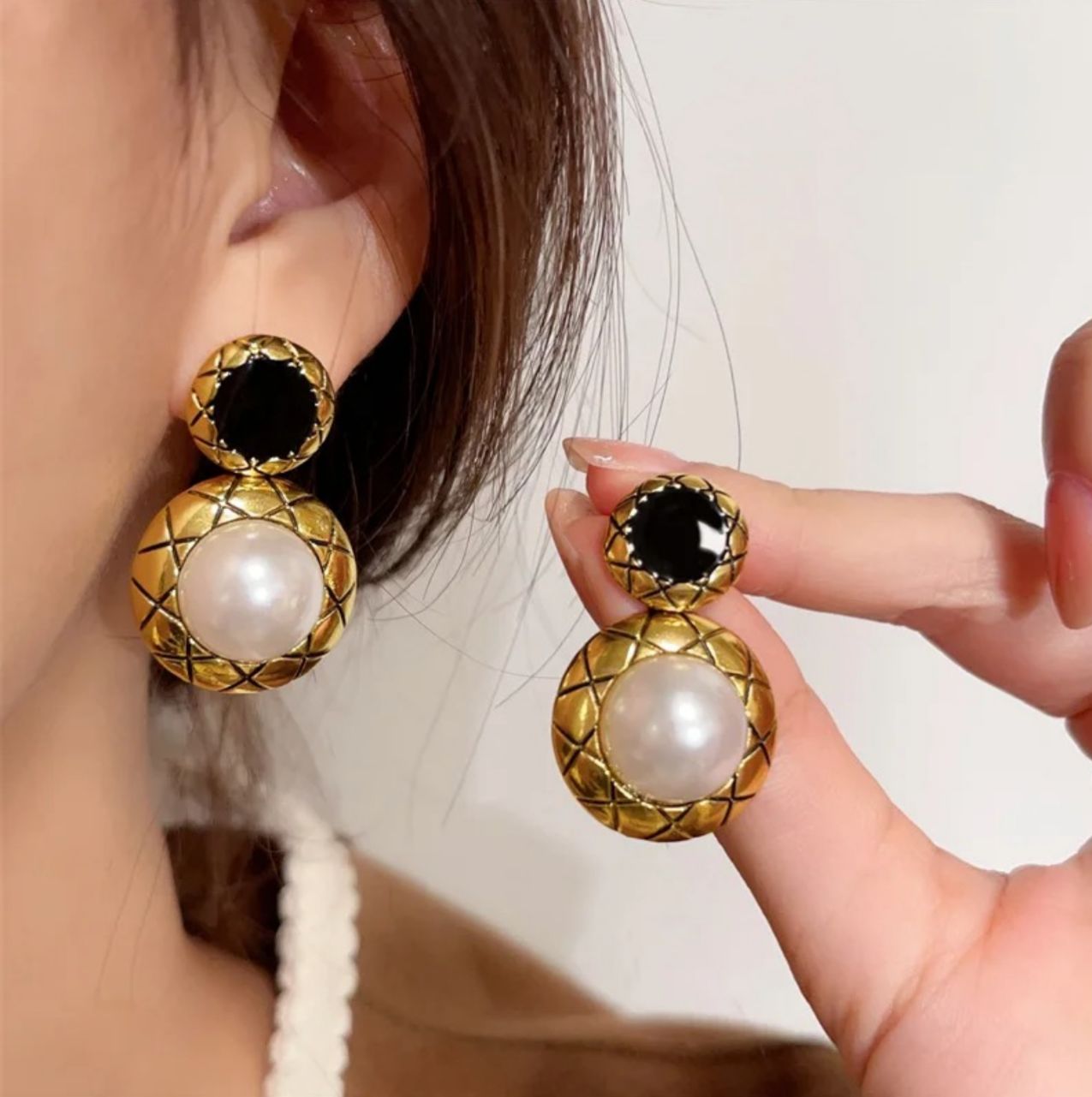 Textured Round Pearl Drop Korean Earrings - KE262