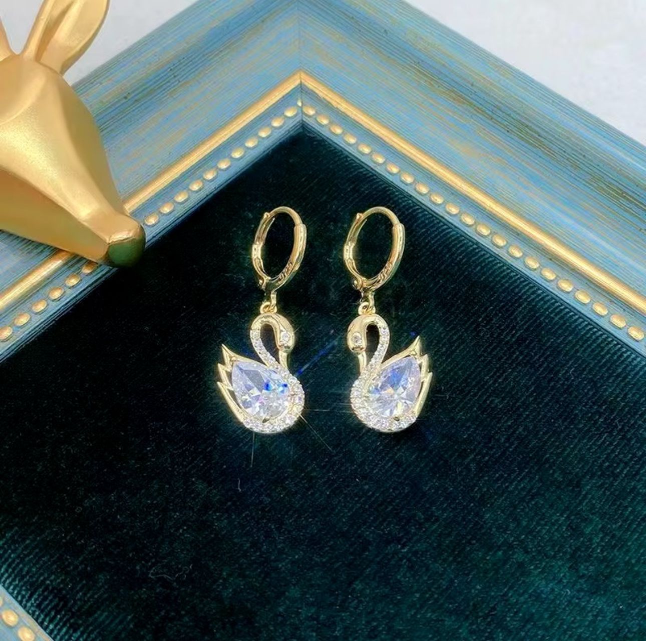 Sparkling Swan Huggie Korean Earrings - KE265