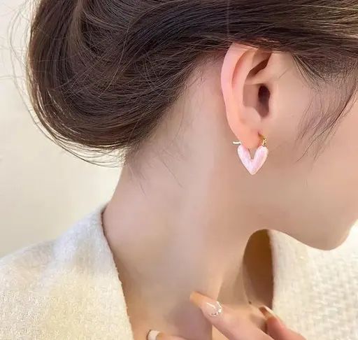 Minimal Enameled Hear Korean Earrings - KE286