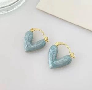 Minimal Enameled Hear Korean Earrings - KE287