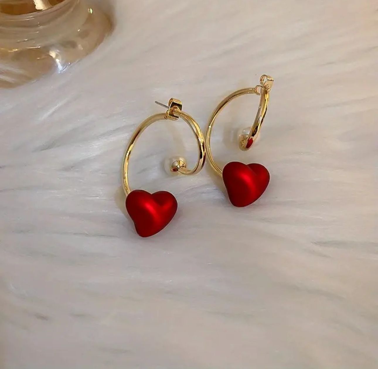 French Style Red Pearl Heart Earrings - KE302