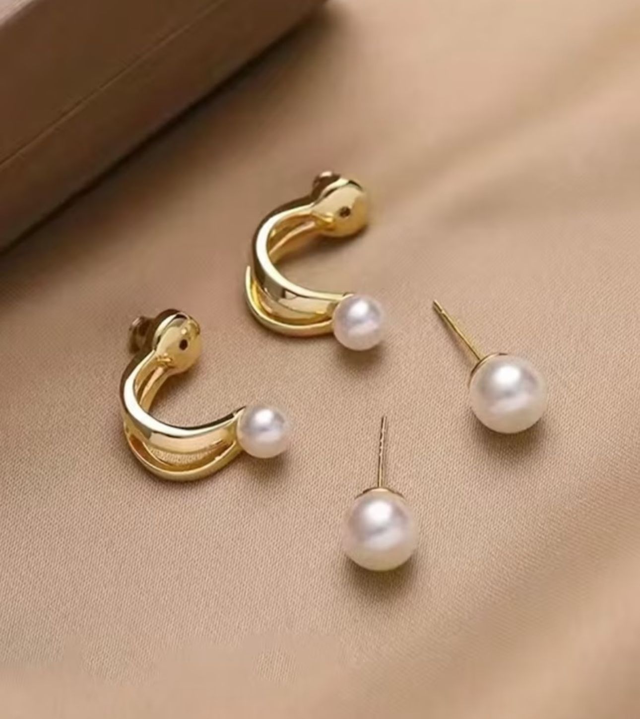 Korean Style Pearl Studs - KE303