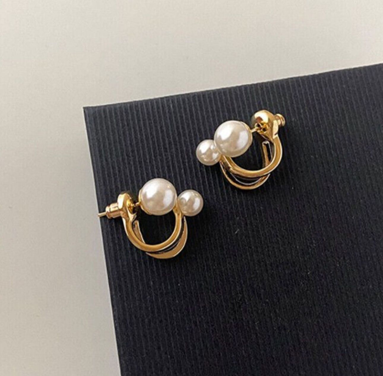 Korean Style Pearl Studs - KE303