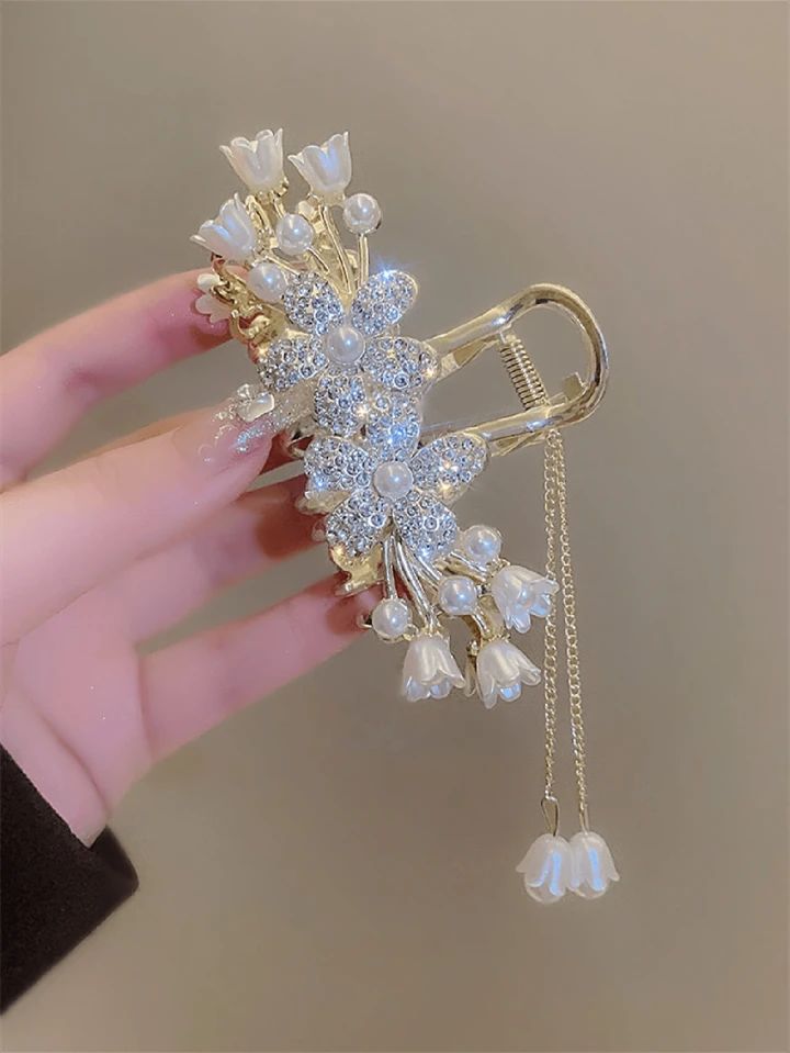 Korean Style Flowerily Rhinestone Metal Hair Claw clips - KE306