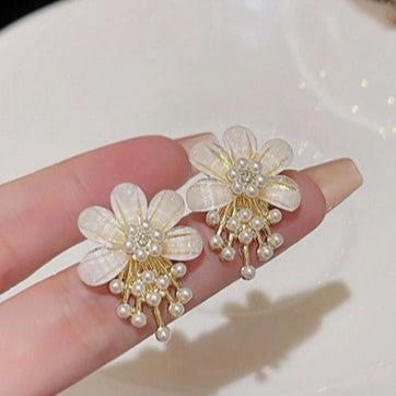 Pearl Floral Korean Earrings - KE313
