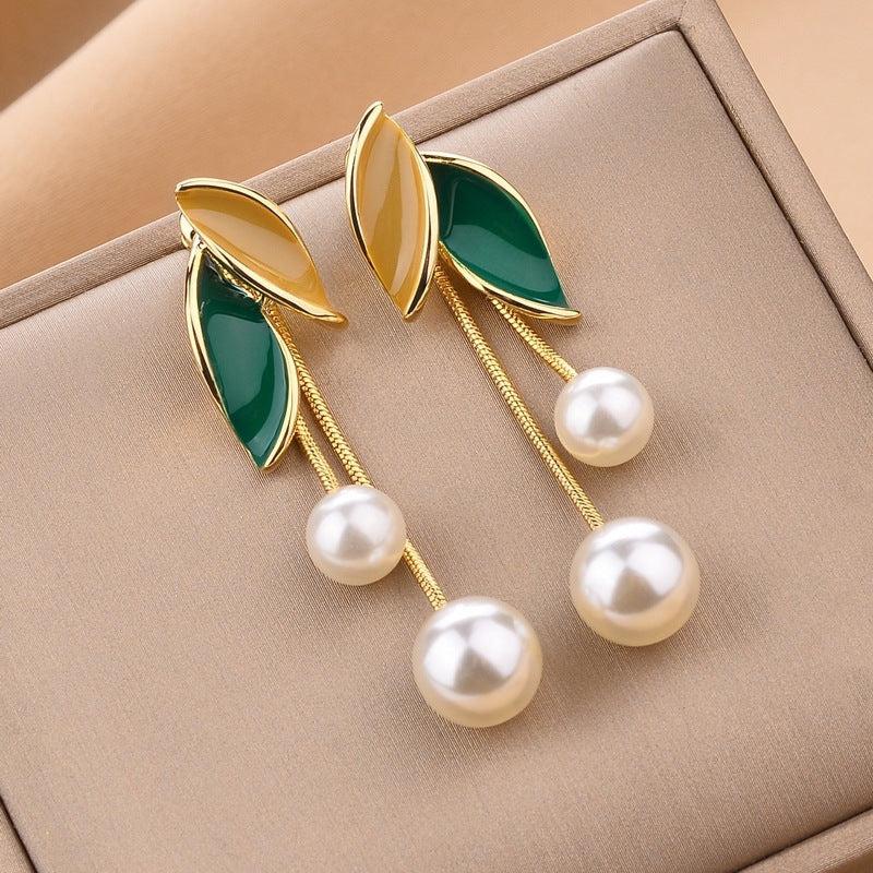 Pearl leaf tassel Korean earrings - KE394