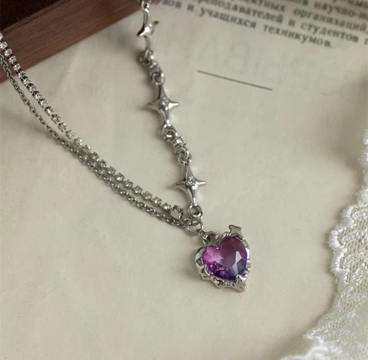 Crystal Heart Y2K Asymmetric Chain Necklace - KE454