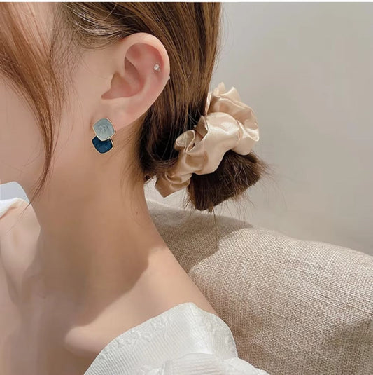 Dual Tone Enamel Geometric Earrings (Blue) - KE463