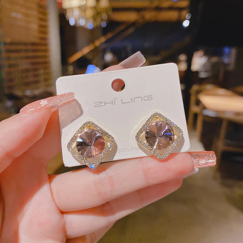Pink - Japanese and Korean super fairy fresh crystal diamond earrings - KE493