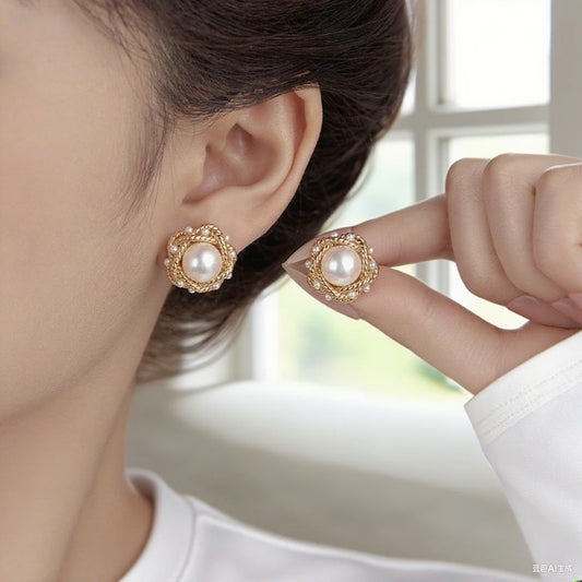Japanese and Korean Accessible Luxury Flower Pearl Earrings - KE581