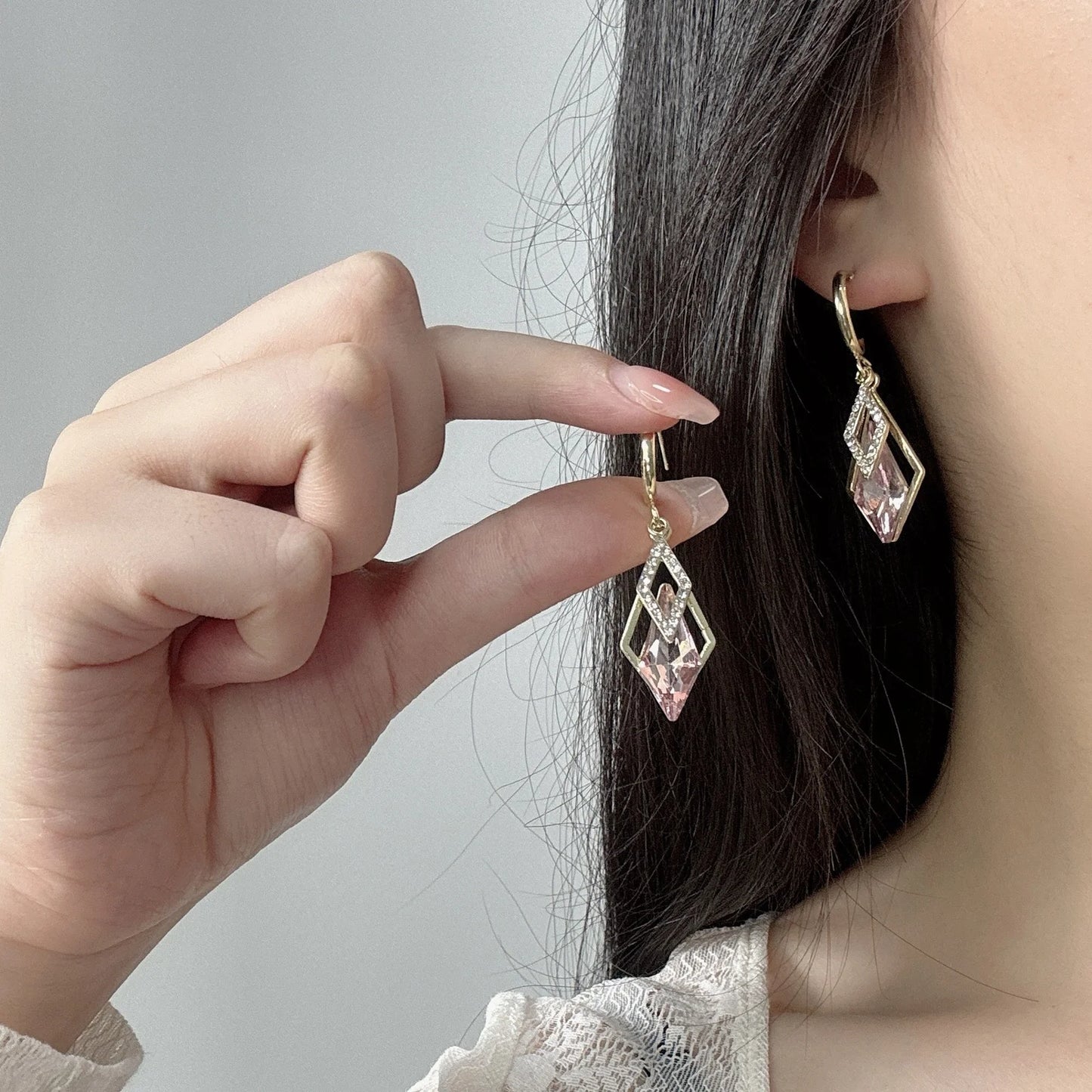 Korean Super Flash Geometric Rhombus Diamond Earrings - KE583
