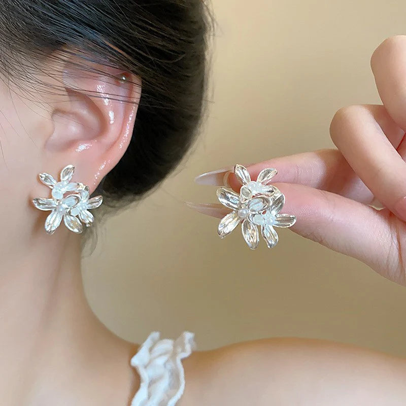 Korean Style Exaggerated Flower Earrings - Silver - KE599