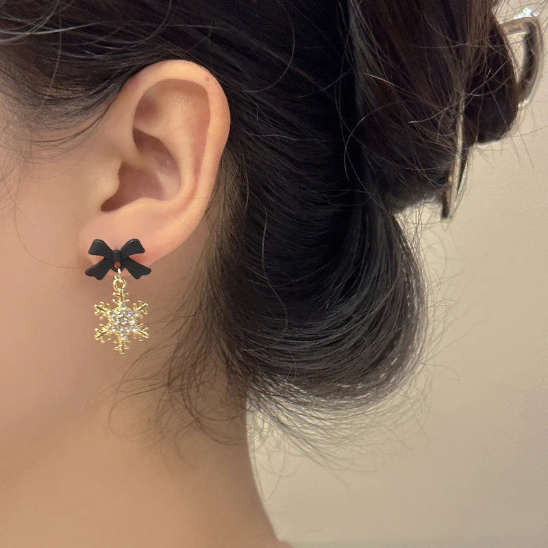 South Korea Black bow snowflake earrings - KE606