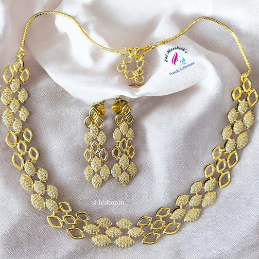 Cute Gold Finish AD Necklace set - SHTC957