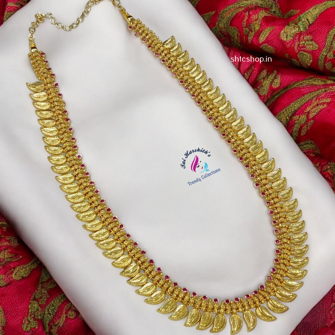 1Gm Gold Polished Statement Leaf Haram - SHTC981