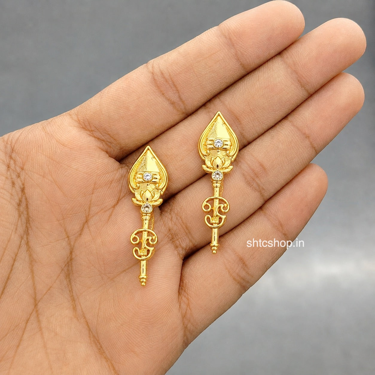 Now on OFFER - Impon / Five Metal Vel Brooch - SHTC1412