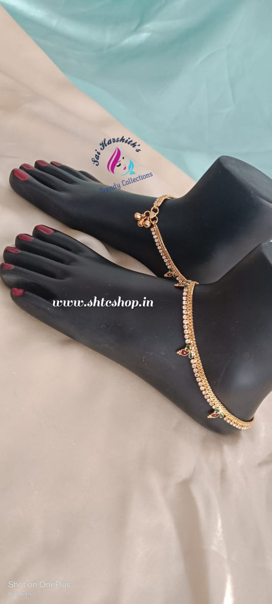 Five Metal Gold Finish Anklet  - SHTC614