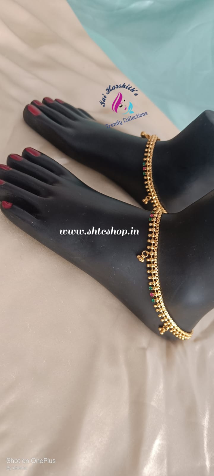 Five Metal Gold Finish Anklet - SHTC610