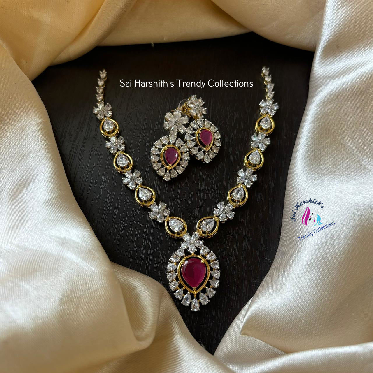 Gold Replica Zirconia Necklace - SHTC562