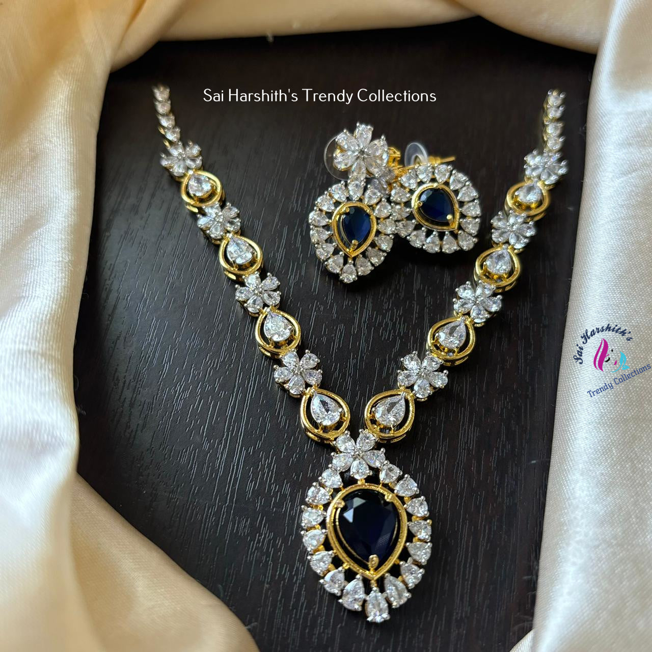 Gold Replica Zirconia Necklace - SHTC562