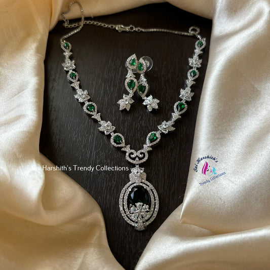 RegalRadiance Sparkle Necklace - SHTC650