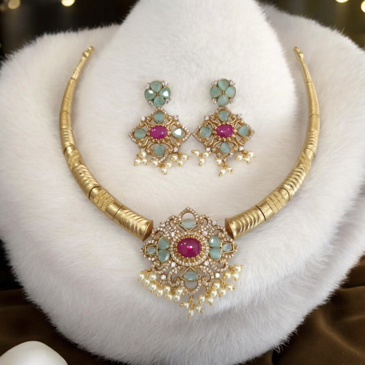 Golden Radiance Kempu Necklace - SHTC661