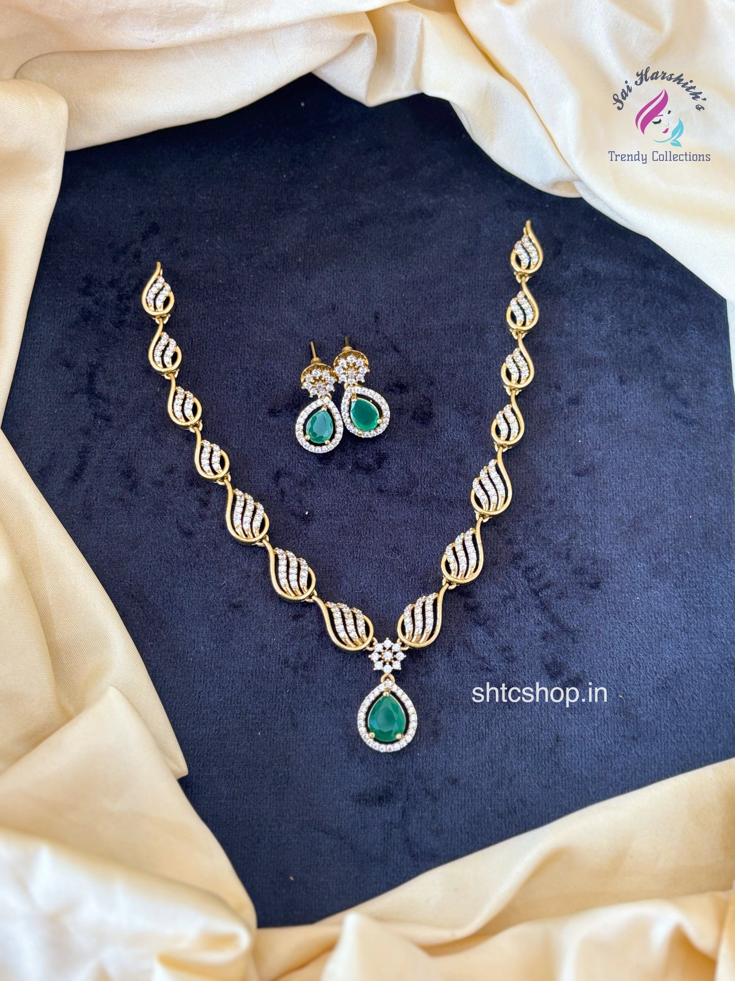 Cute trending Necklace set - SHTC827