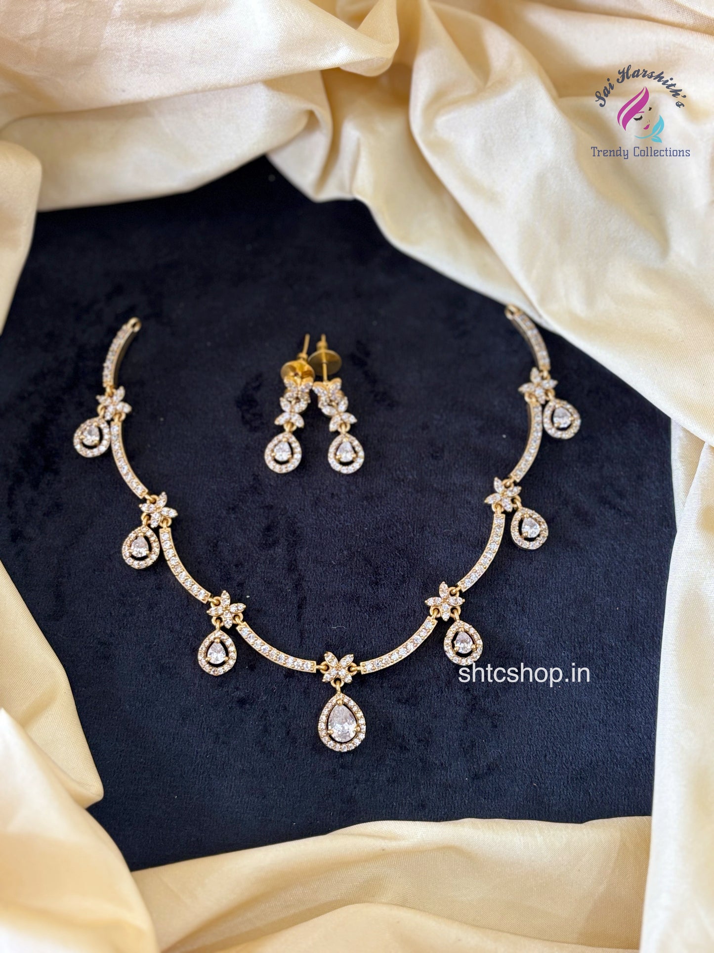 Matte Finish Necklace - SHTC537