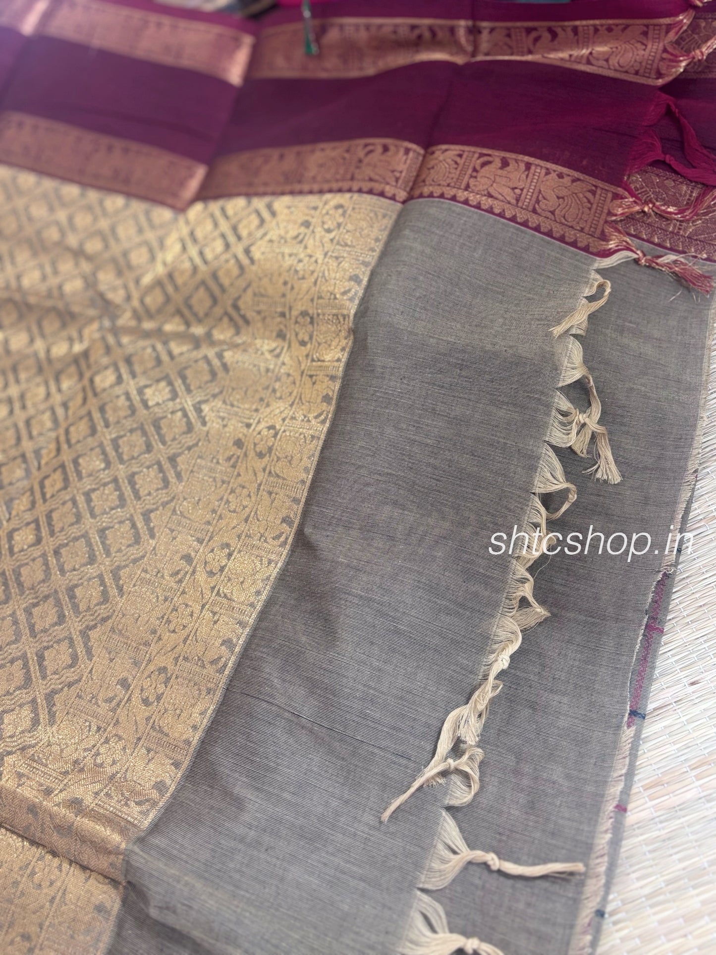 120 Count Grey Double-Check Ganga Jamuna Kanchi Cotton Saree with Contrast Zari Borders and Running Blouse